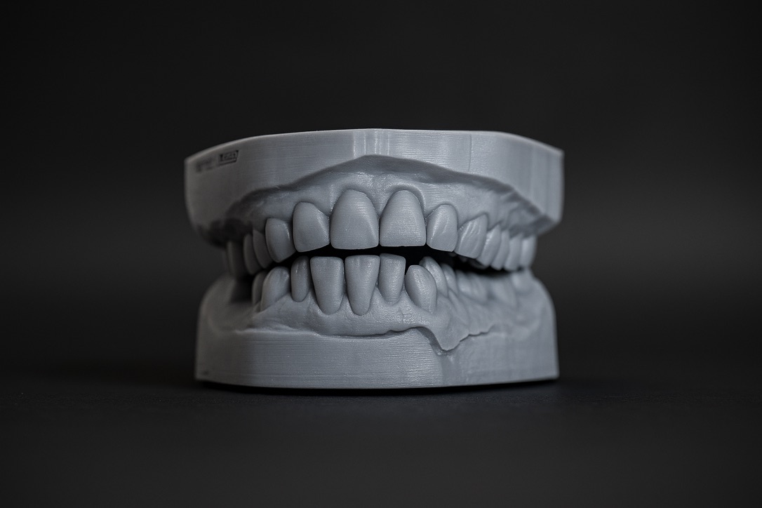 https://dentalartstudio.ca/wp-content/uploads/2025/09/0C60113C-AB9D-4750-B838-B7C8A5EAEA38_1_105_c.jpeg